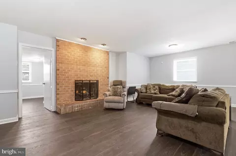 Living - 3421 Canberra St, Silver Spring, MD 20904 photo 3 of 4