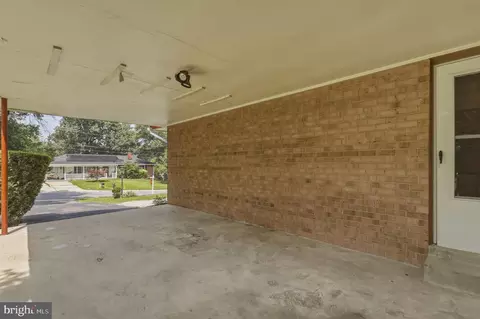 Exterior - 3421 Canberra St, Silver Spring, MD 20904 photo 5 of 9