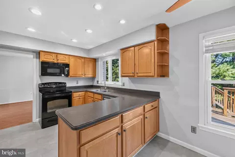 Kitchen - 17624 Macduff Ave, Olney, MD 20832 photo 2 of 3