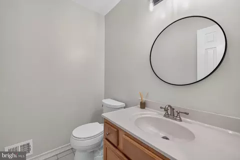 Bath - 17624 Macduff Ave, Olney, MD 20832 photo 1 of 3