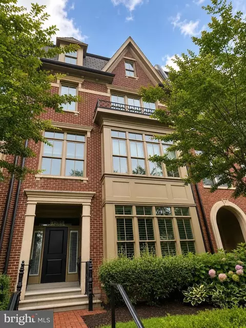 10844 Symphony Park Dr, North Bethesda, MD 20852
