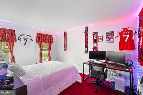 Bedroom - 13940 Alderton Rd, Silver Spring, MD 20906 photo 3 of 4