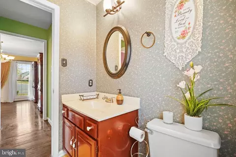 Bath - 13940 Alderton Rd, Silver Spring, MD 20906 photo 7 of 7