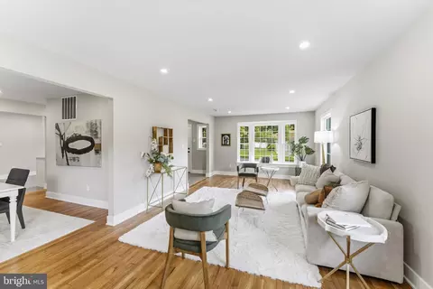 Living - 2610 Silverdale Dr, Silver Spring, MD 20906 photo 1 of 5