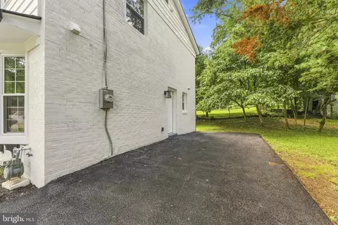 Exterior - 2610 Silverdale Dr, Silver Spring, MD 20906 photo 3 of 6