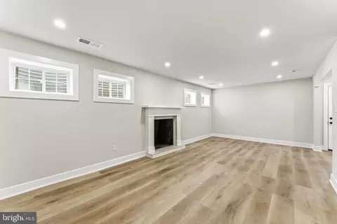 Living - 2610 Silverdale Dr, Silver Spring, MD 20906 photo 4 of 5