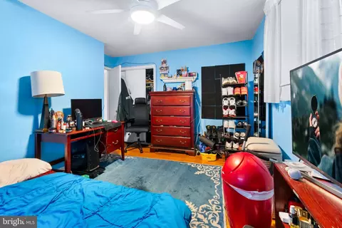 Bedroom - 13229 Glenhill Rd, Silver Spring, MD 20904 photo 2 of 6