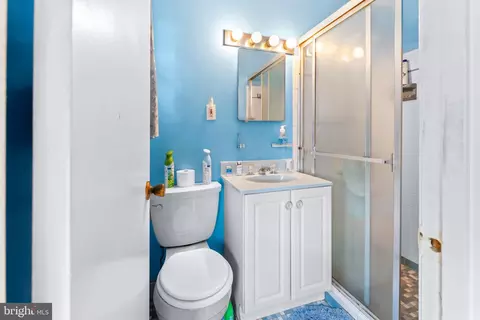 Bath - 13229 Glenhill Rd, Silver Spring, MD 20904 photo 1 of 2