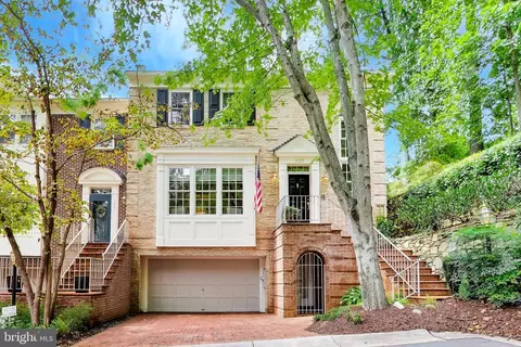 8039 Quarry Ridge Way, Bethesda, MD 20817