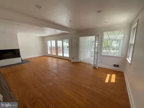 1704 Highland Dr, Silver Spring, MD 20910 photo 5