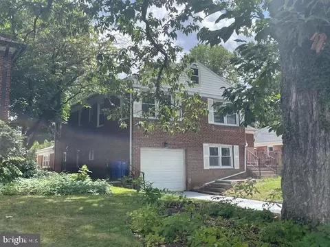 1704 Highland Dr, Silver Spring, MD 20910 photo 2