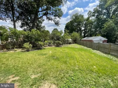 1704 Highland Dr, Silver Spring, MD 20910 photo 4