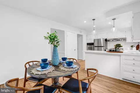 Dining - 4 Burket Ct, Silver Spring, MD 20910 photo 5 of 6