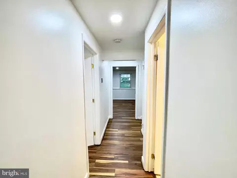 Entry Way - 1402 Mullins St, Silver Spring, MD 20904 photo 8 of 8