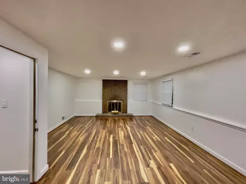 Living - 1402 Mullins St, Silver Spring, MD 20904 photo 12 of 13
