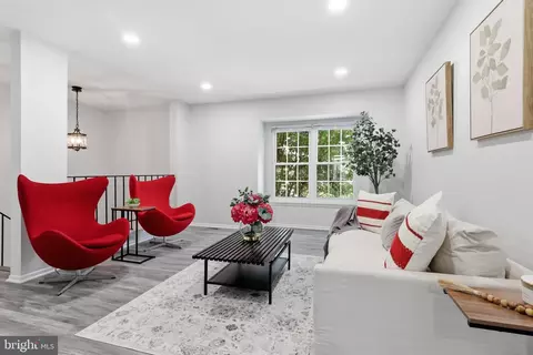 660 Ivy League Ln #14-83, Rockville, MD 20850