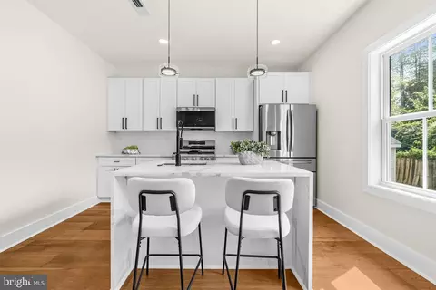 Kitchen - 703 Northwest Dr, Silver Spring, MD 20901 photo 1 of 4