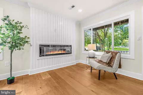 Living - 703 Northwest Dr, Silver Spring, MD 20901 photo 1 of 2