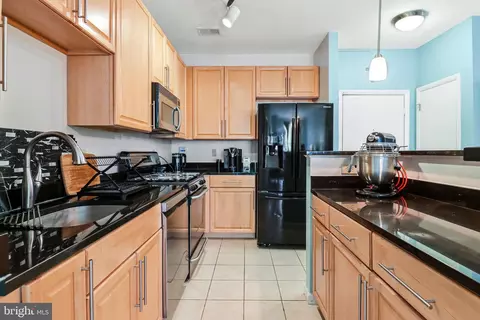 Kitchen - 1201 E West Hwy #209, Silver Spring, MD 20910 photo 1 of 2