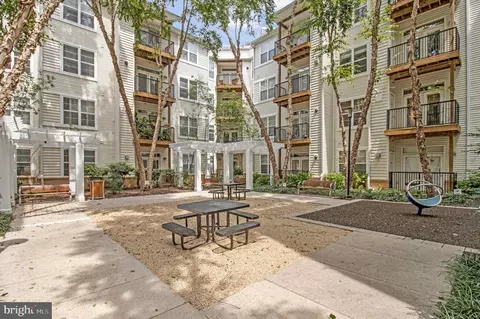 Exterior - 1201 E West Hwy #209, Silver Spring, MD 20910 photo 3 of 5