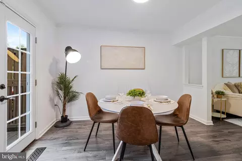 Dining - 14955 Carriage Square Dr, Silver Spring, MD 20906 photo 3 of 3