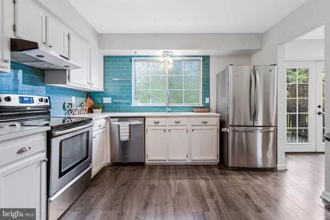 Kitchen - 14955 Carriage Square Dr, Silver Spring, MD 20906 photo 2 of 3