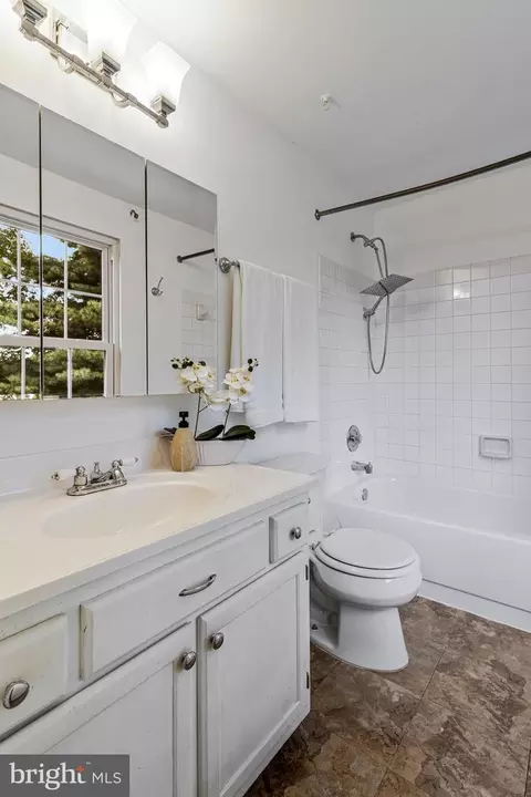 Bath - 14955 Carriage Square Dr, Silver Spring, MD 20906 photo 7 of 7