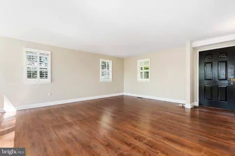 Living - 9406 Hale Pl, Silver Spring, MD 20910 photo 1 of 6
