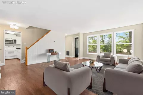 Living - 9406 Hale Pl, Silver Spring, MD 20910 photo 5 of 6