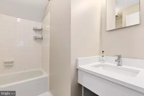 Bath - 9406 Hale Pl, Silver Spring, MD 20910 photo 2 of 3