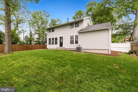 Exterior - 9406 Hale Pl, Silver Spring, MD 20910 photo 8 of 11