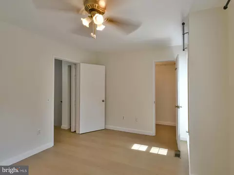 Bedroom - 14403 Long Green Dr, Silver Spring, MD 20906 photo 3 of 7