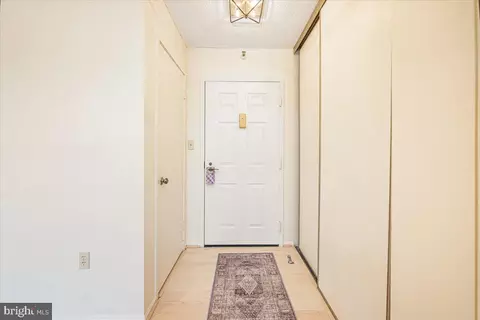 Entry Way - 15101 Interlachen Dr #1-807, Silver Spring, MD 20906 photo 5 of 7