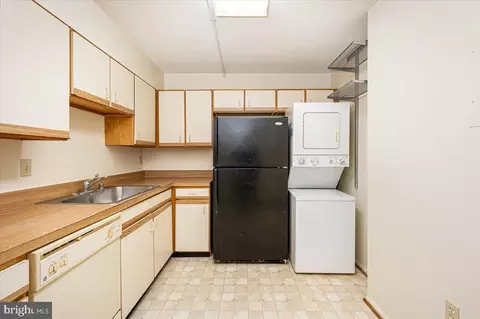 Other - 15101 Interlachen Dr #1-807, Silver Spring, MD 20906 photo 5 of 13