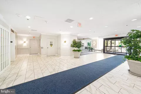 Entry Way - 15101 Interlachen Dr #1-807, Silver Spring, MD 20906 photo 2 of 7
