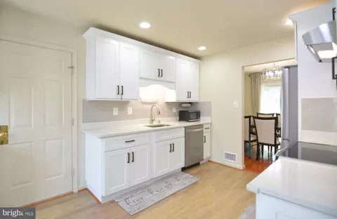 Kitchen - 14428 Jaystone Dr, Silver Spring, MD 20905 photo 3 of 3