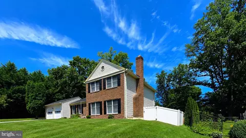 Exterior - 14428 Jaystone Dr, Silver Spring, MD 20905 photo 2 of 9