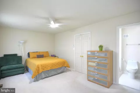 Bedroom - 14428 Jaystone Dr, Silver Spring, MD 20905 photo 4 of 5