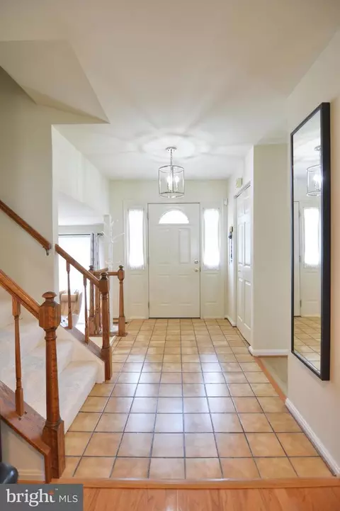 Entry Way - 14428 Jaystone Dr, Silver Spring, MD 20905 photo 2 of 3