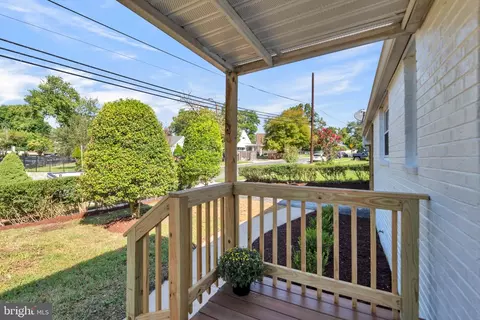 Exterior - 12805 Hathaway Dr, Silver Spring, MD 20906 photo 2 of 11