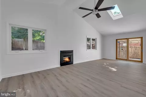 Living - 12805 Hathaway Dr, Silver Spring, MD 20906 photo 3 of 4