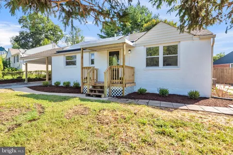 Exterior - 12805 Hathaway Dr, Silver Spring, MD 20906 photo 1 of 11