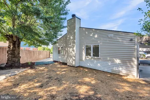 Exterior - 12805 Hathaway Dr, Silver Spring, MD 20906 photo 6 of 11