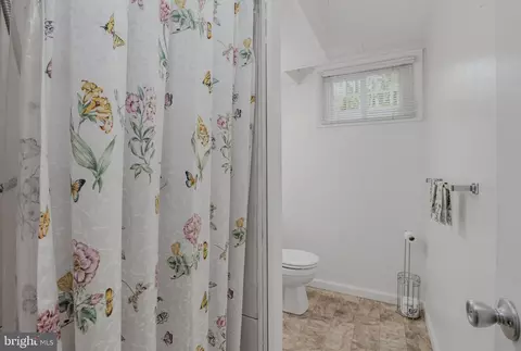 Bath - 3507 Randolph Rd, Silver Spring, MD 20902 photo 2 of 2