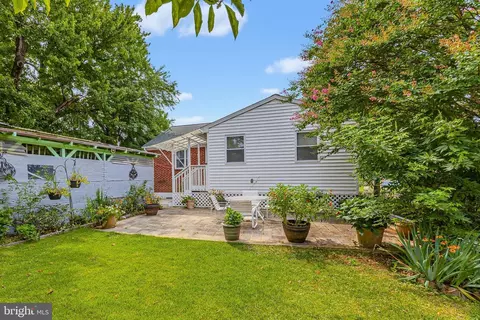 Exterior - 3507 Randolph Rd, Silver Spring, MD 20902 photo 7 of 9