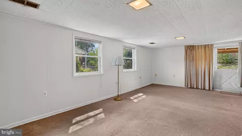Living - 3131 Castleleigh Rd, Silver Spring, MD 20904 photo 6 of 6