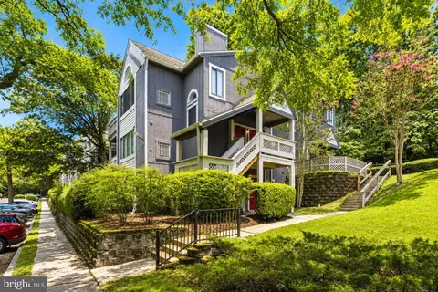 936 Windbrooke Dr, Gaithersburg, MD 20879
