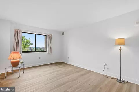 Living - 15100 Interlachen Dr #4-822, Silver Spring, MD 20906 photo 5 of 6
