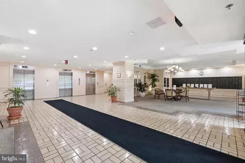Entry Way - 15100 Interlachen Dr #4-822, Silver Spring, MD 20906 photo 2 of 3