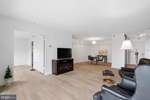 Living - 15100 Interlachen Dr #4-822, Silver Spring, MD 20906 photo 3 of 6